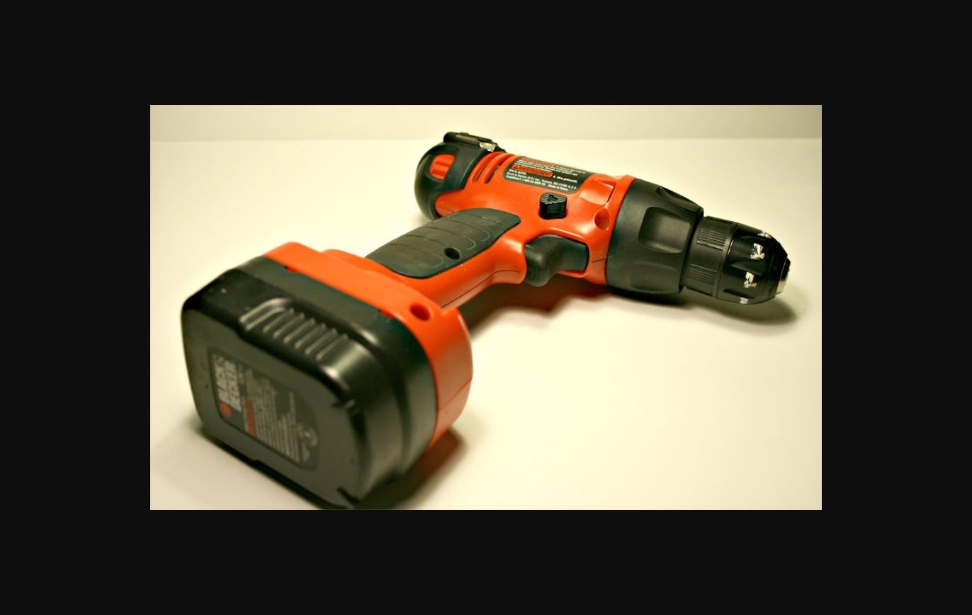 Taladro percutor 1/2" 650W